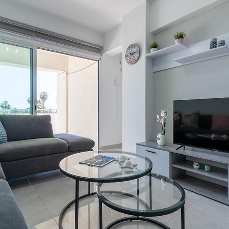 Andrea 3-Bedroom Apt In Mackenzie Larnaca Eksteriør billede